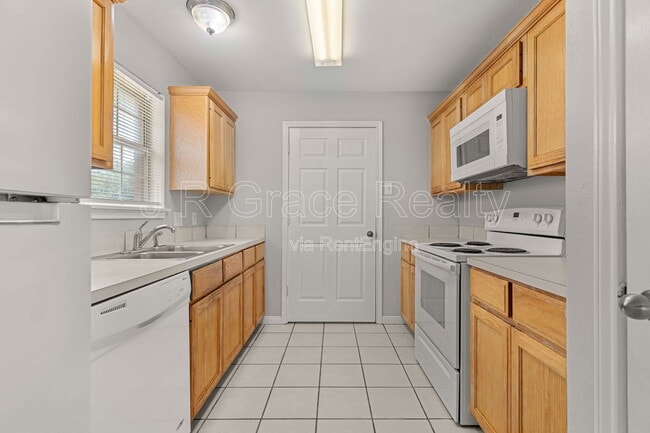 Photo - 10217 Hyacinth Ln