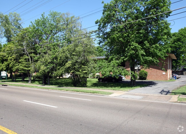 Summer Oaks Apartments