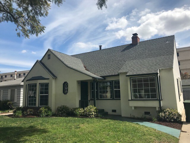 Photo - 3936 S Victoria Ave