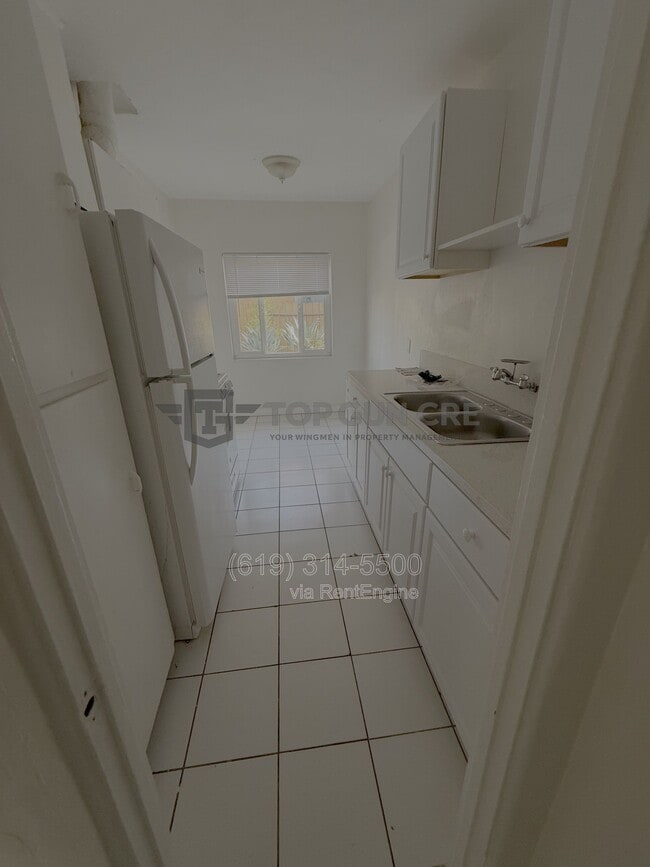 Photo - 4050-58 42nd St Unit 4050