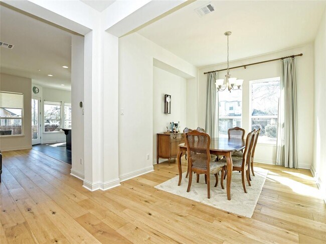 Photo - 4100 Rainy Creek Ln