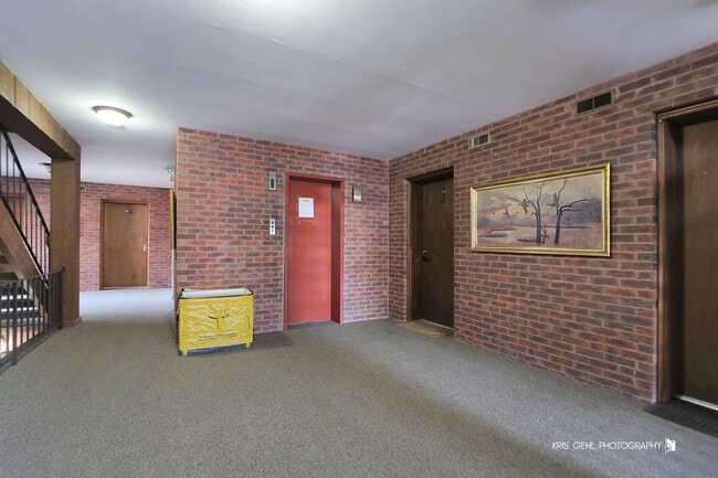 Photo - 100 Clubhouse Ln Unit 206