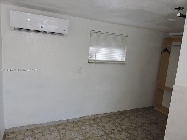 Photo - 5451 W 10th Ave