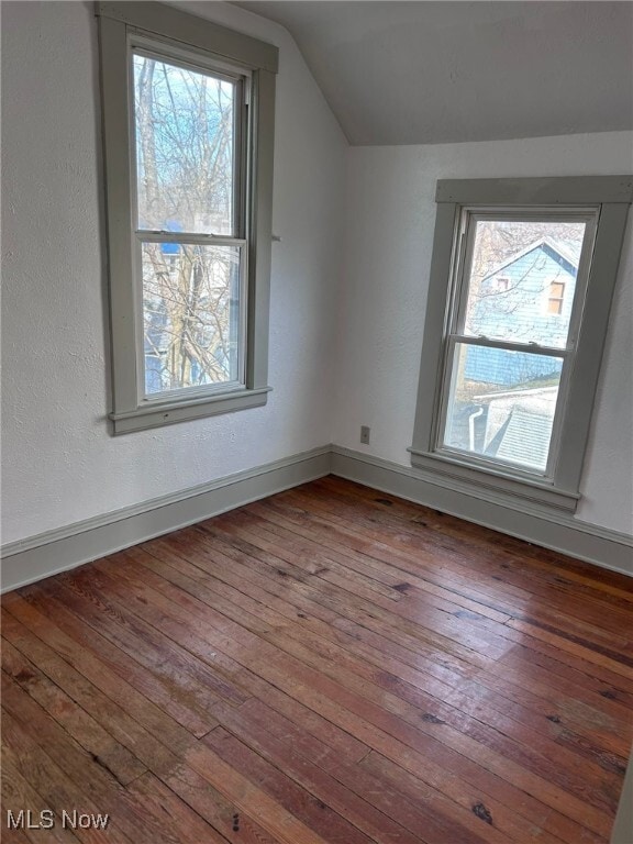 Photo - 213 George St