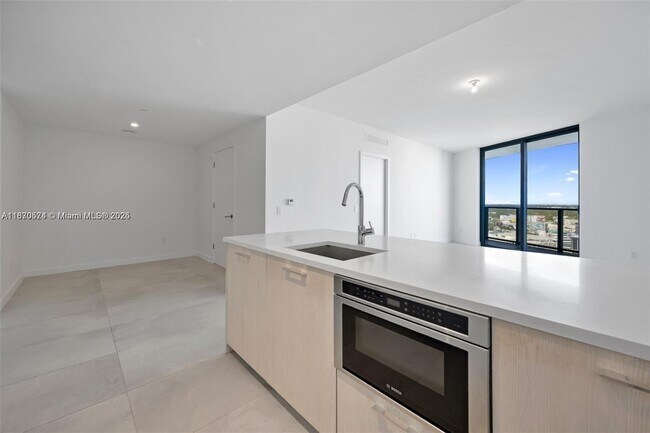 Photo - 501 NE 31st St Unit 2110