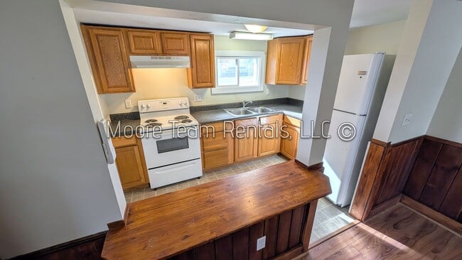 Photo - 522 3rd Ave W Unit Main Level