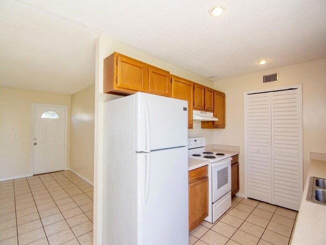Photo - 1190 SE Puritan Ln
