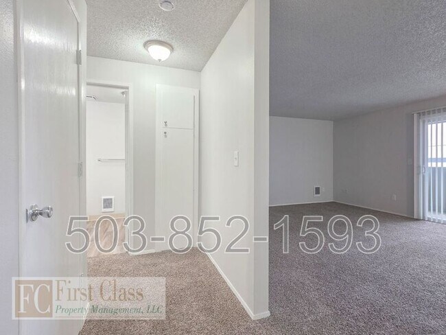 Photo - 1402 NE 186th Ave