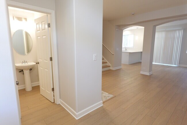 Photo - 1432 Remington Ln