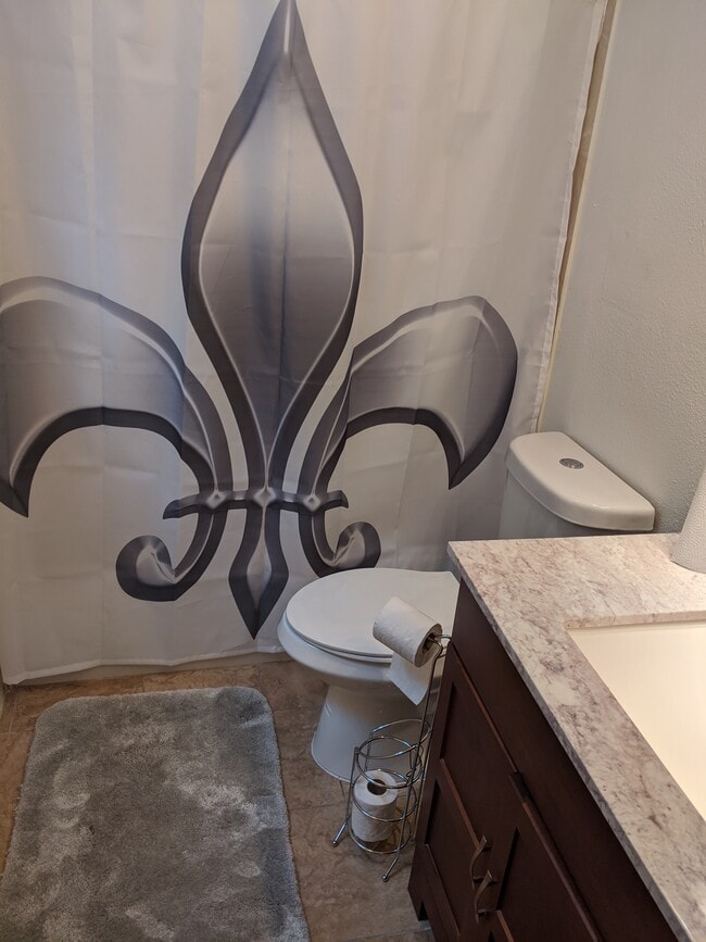 Baño de la suite principal - 2733 Amelia St