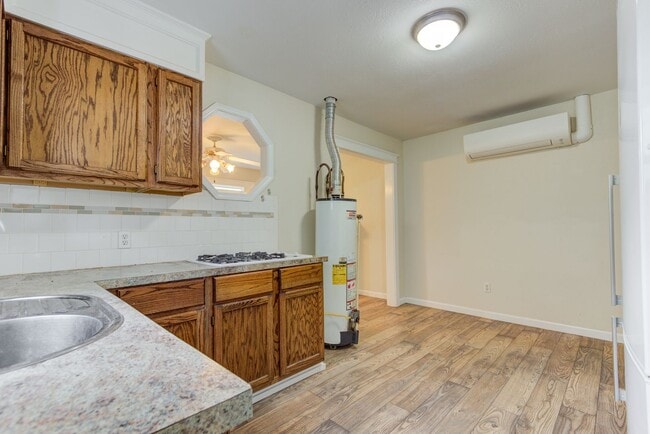 Photo - SF-007-904/906 South 20th Street Duplex Unit 904