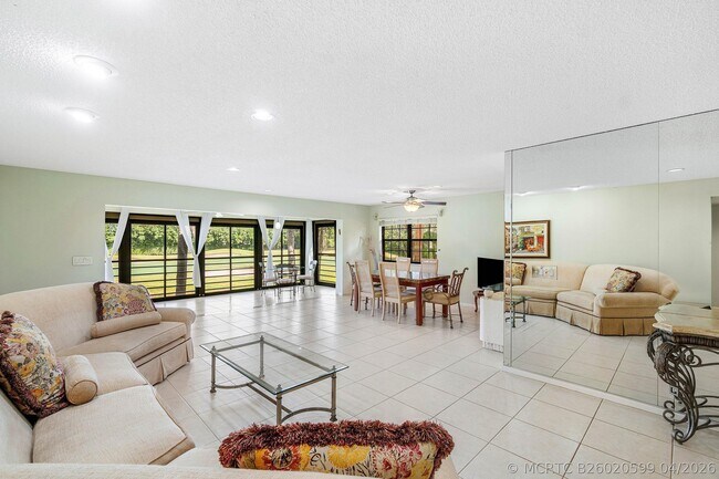 6446 Aspen Glen Cir