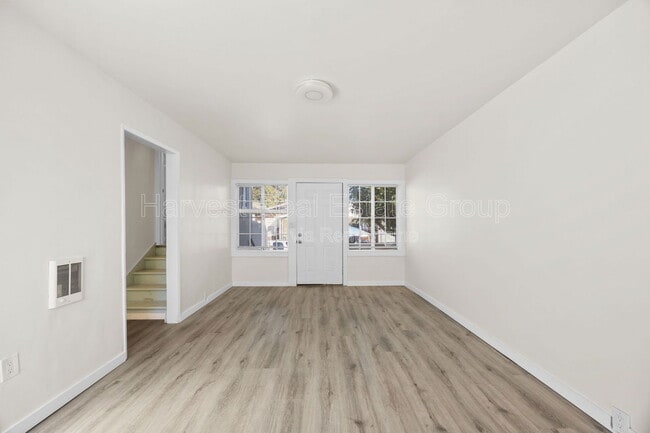 Photo - 3947 Angelo Ave