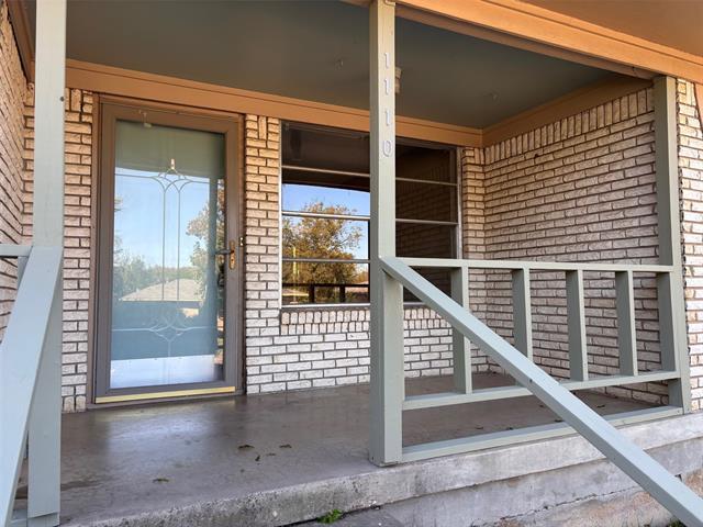 Photo - 1110 Edinburg Ln