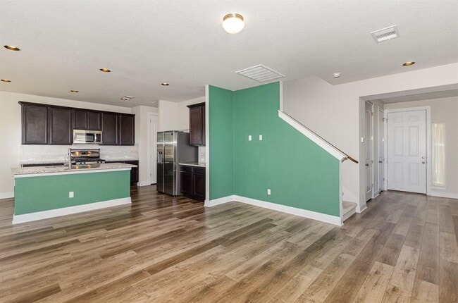 Photo - 236 Oakstone Dr