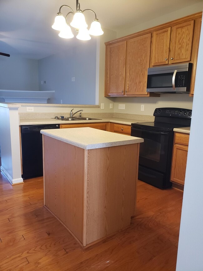 Photo - 3007 Courtney Creek Blvd