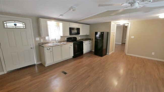 Photo - 1815 Leaman Ave Unit 1