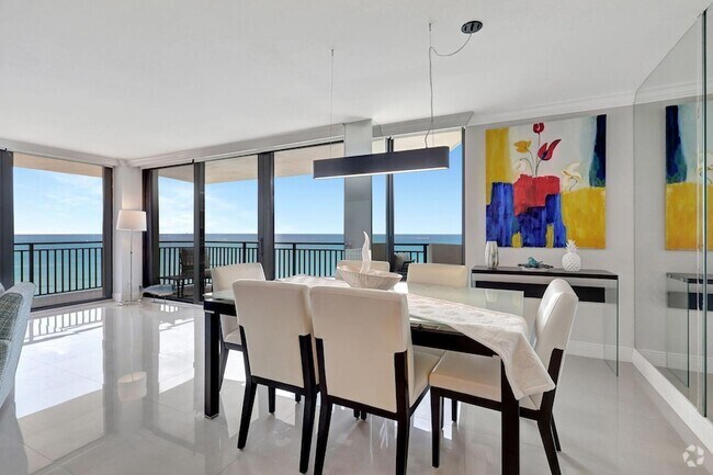 Building Photo - 5460 N Ocean Dr Unit 7A Rental