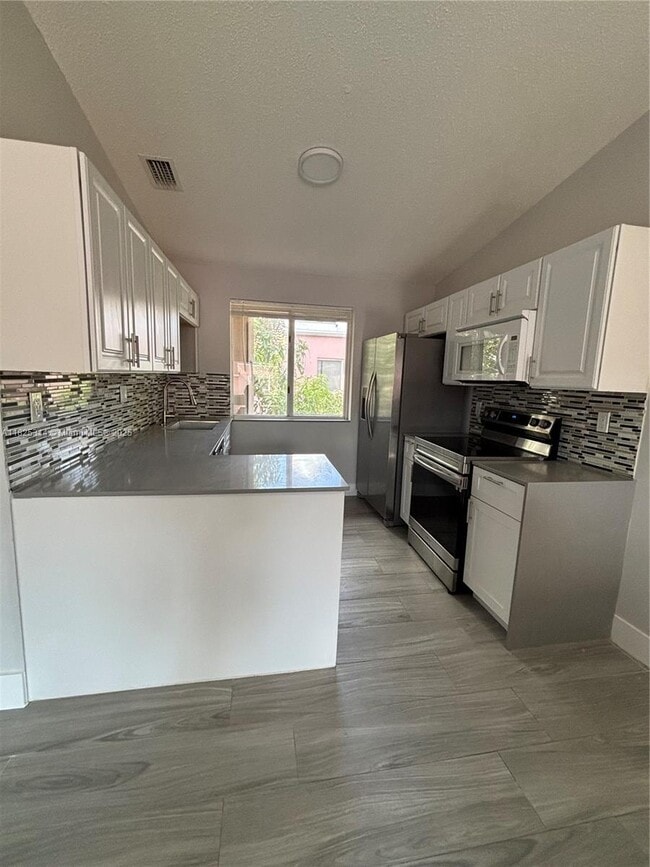 Photo - 8013 Lake Dr Unit 205