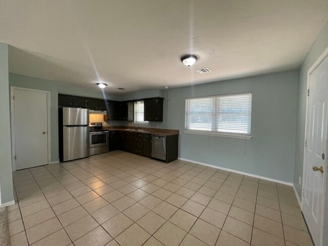 Photo - Single Family home Weatherford, OK