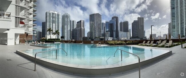 Building Photo - 350 S Miami Ave Unit 2211 Rental