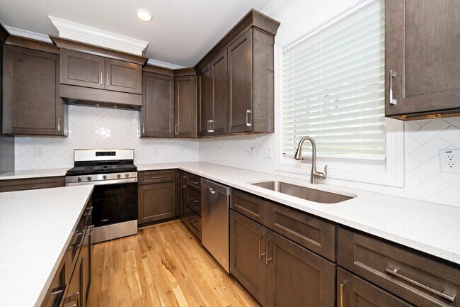 Photo - 3805 Burt Dr