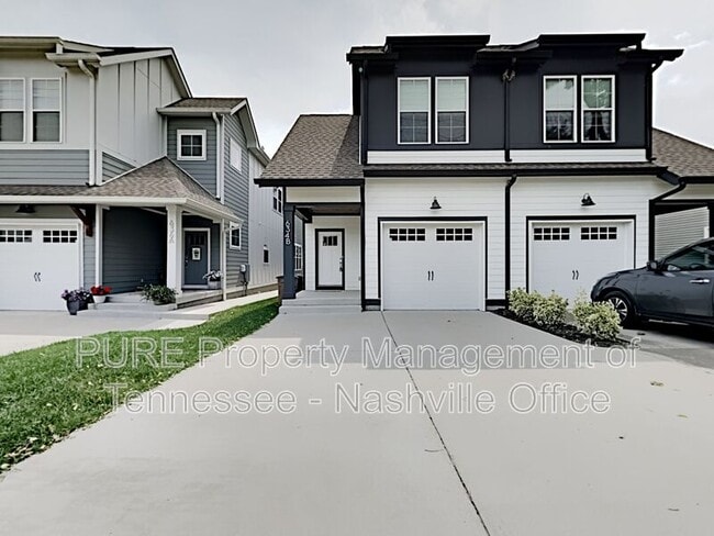 Photo - 634 B Vernon Ave