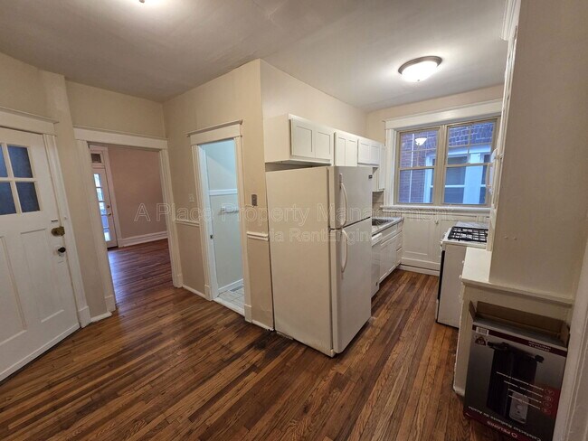 Photo - 3143 Halliday Ave