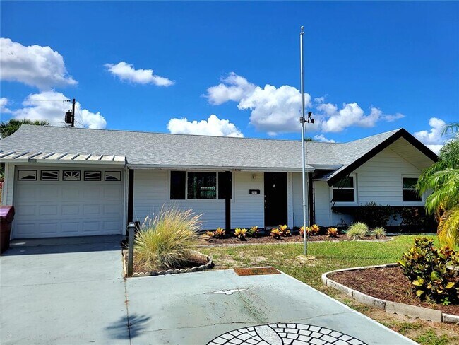 Photo - 714 Cypress Pl
