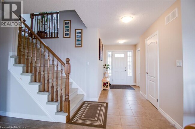 Photo - 101 Robert Simone Way