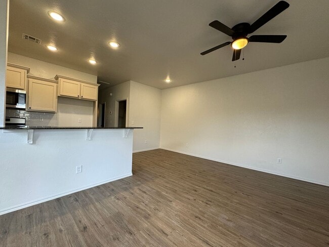 Photo - 1416 SW Texas Ave Unit 1416 SW Texas Apt A