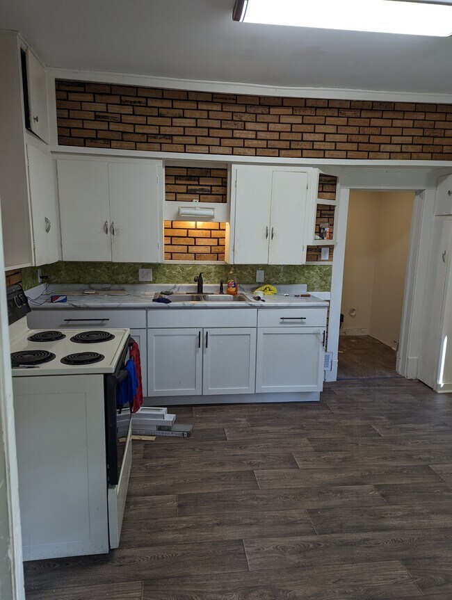 Photo - 119 Adrian St Unidad 119