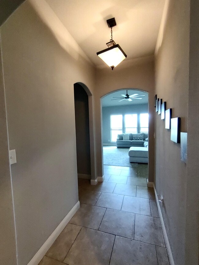 Photo - 6790 Woodridge Drive
