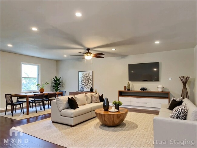 Photo - 5613 Deerborn Dr