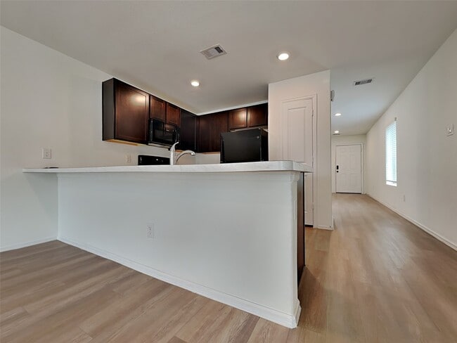 Photo - 26815 Wilderye Cv Ln
