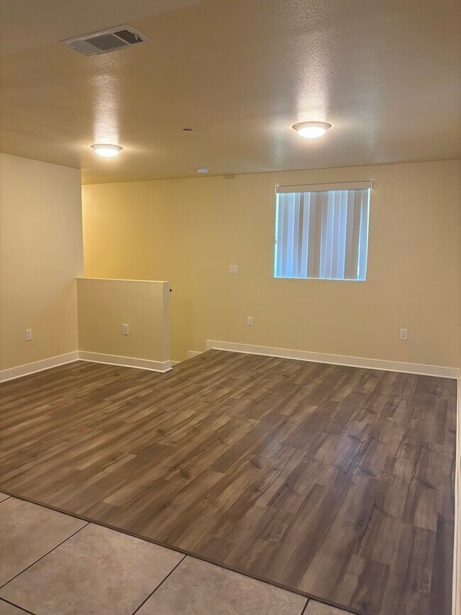 Photo - 121 E 88th St