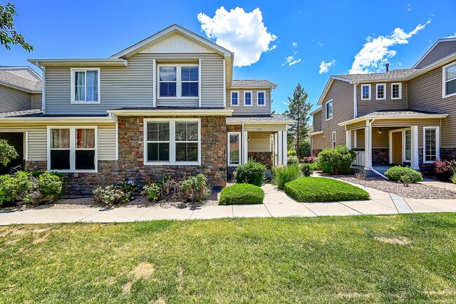 Building Photo - $1,750.00 - 2 Bedrooms, 2.5 Bathrooms Town...