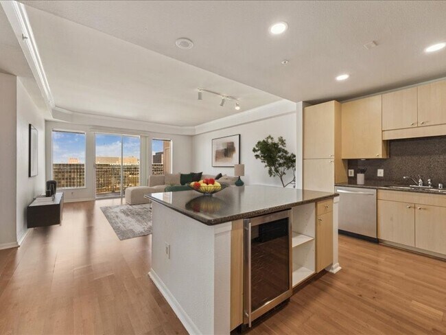 Photo - 3505 Sage Rd Unit 1603