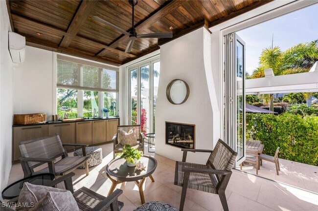 Photo - 783 11th Ave S