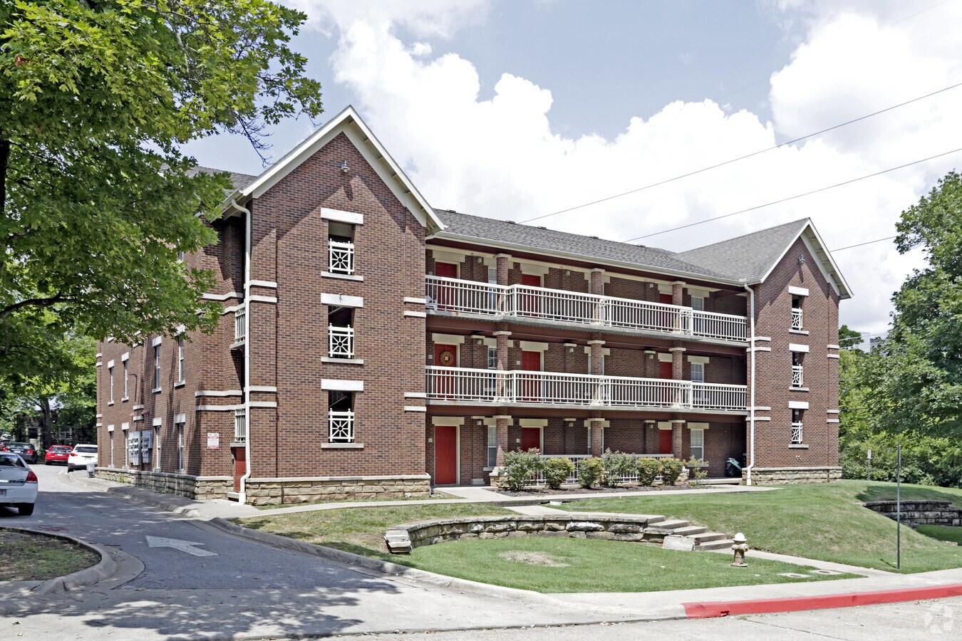 Lafayette Gregg Apartments - Lafayette Gregg Apartments