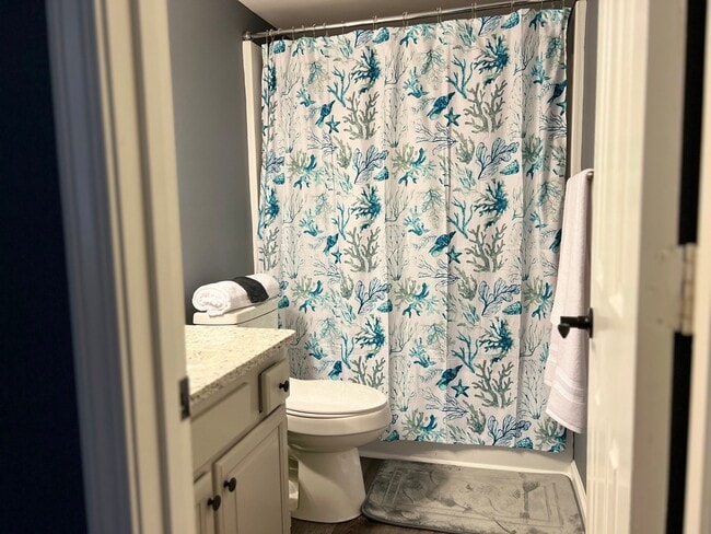 Photo - 120 Westbury Ct