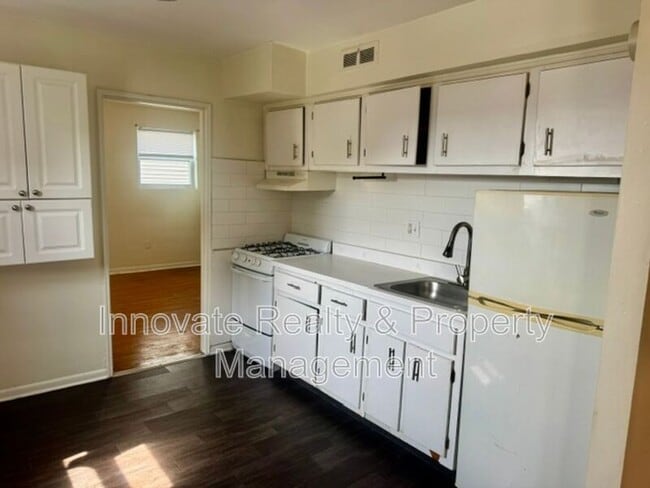 Photo - 9513 Hoff St