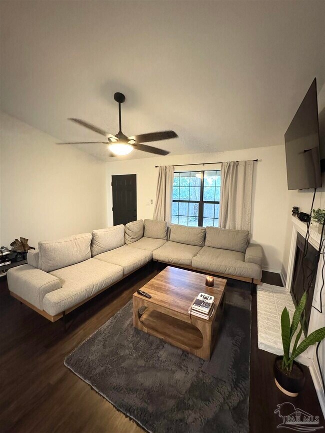 Photo - 1440 N 61st Ave