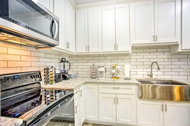 Photo - 2164 Tanglewood Blvd Unit 104B