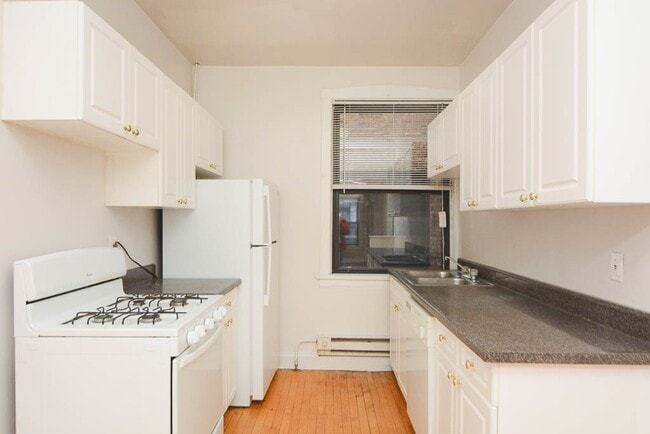 Photo - 1320 Oak Ave Unidad J1