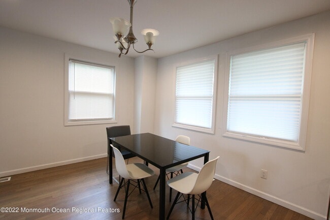 Photo - 142 Delaware Ave