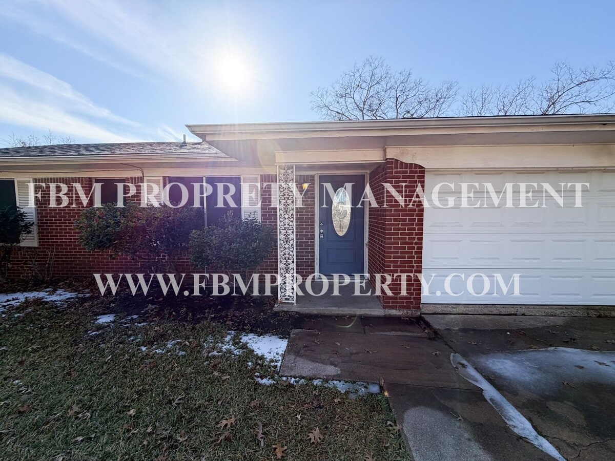 Photo - 1403 Nichols St