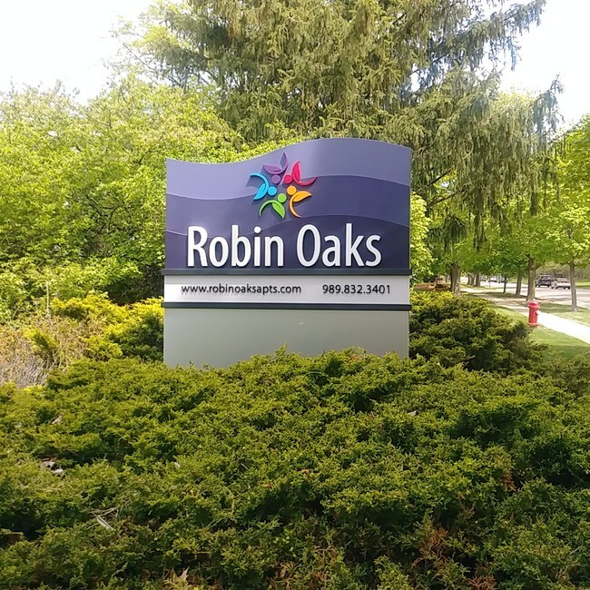 Robin Oaks Apartments Midland, MI