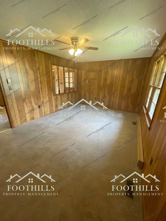 Photo - 301 Mcneil Dr