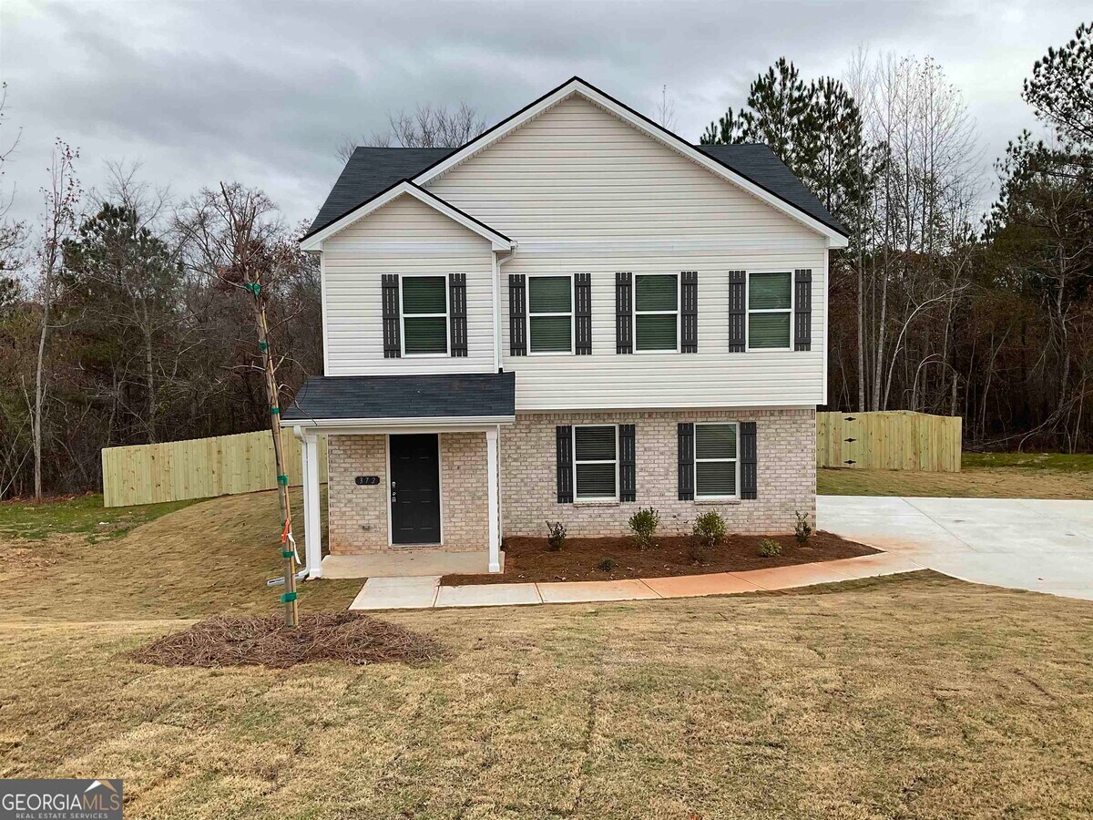 Photo - 392 Amelia Ln